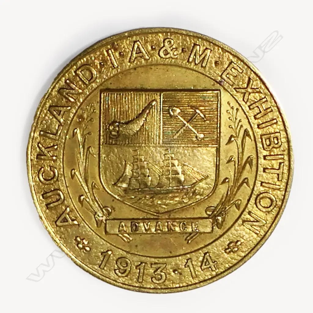A Kohn (Auckland) Auckland Exhibition gold medal 1913, Image 1++